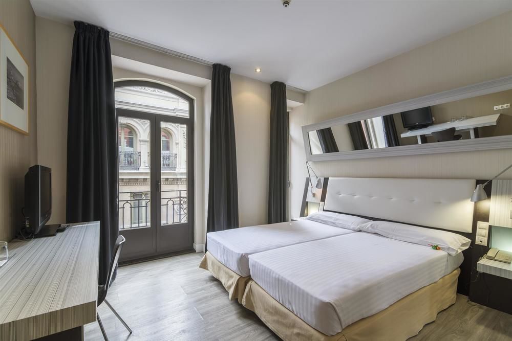 Petit Palace Chueca Madrid Exterior photo